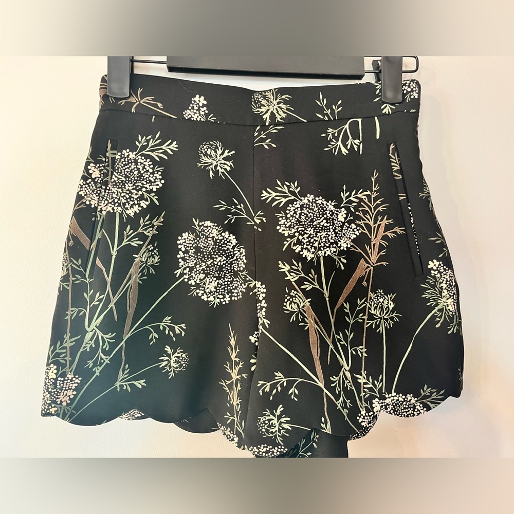 Wilfred Black and Green Floral Shorts